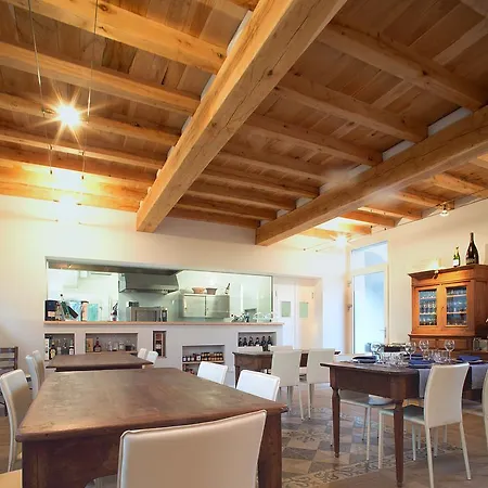 ファームステイ Agriturismo Il Cielo Di Strela