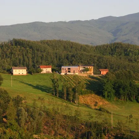Agriturismo Il Cielo Di Strela Κατάλυμα σε φάρμα *