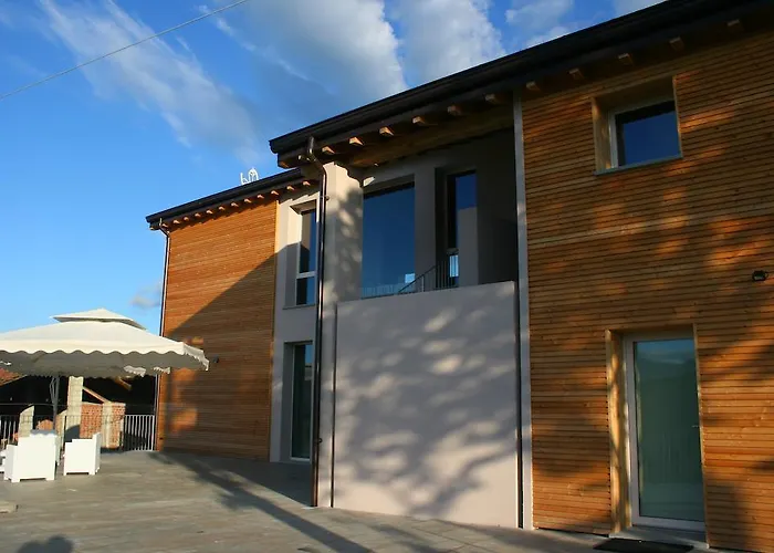 Agriturismo Il Cielo Di Strela Sambuceto (Parma)
